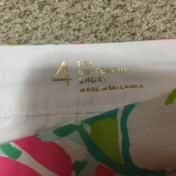 Lilly Pulitzer buttercup shorts - Picture 4 of 4